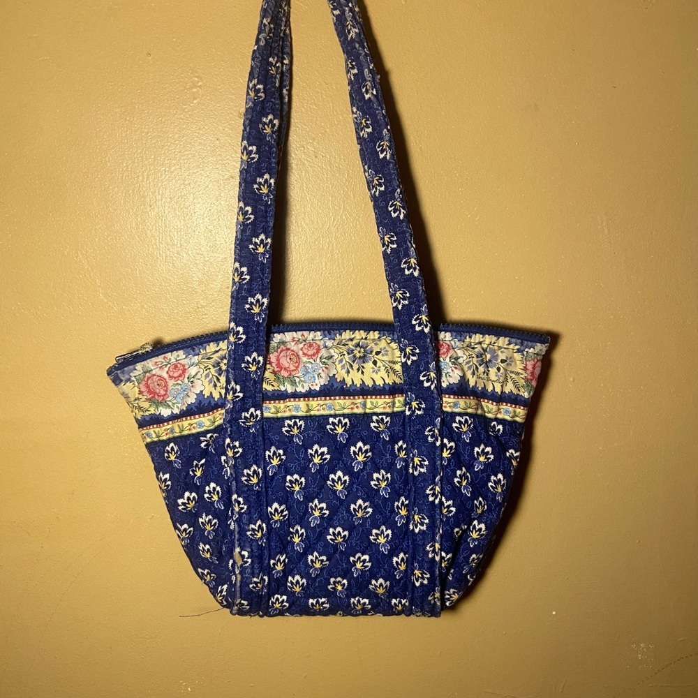 Vera Bradley medium blue bag with flower detail
